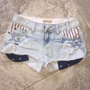 🇺🇸 Patriotic/stars & stripes jean shorts 🇺🇸